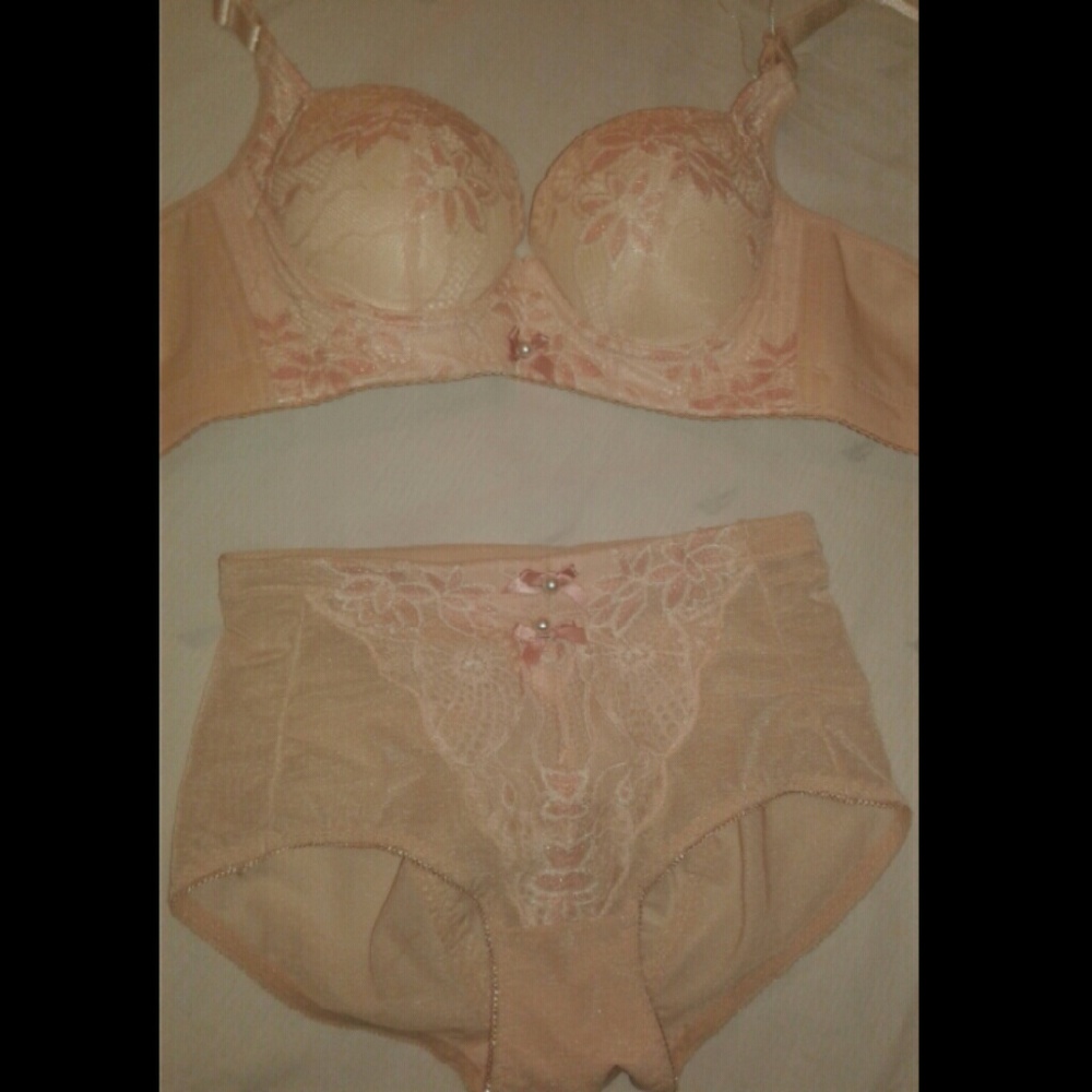Push Up Intimate Set